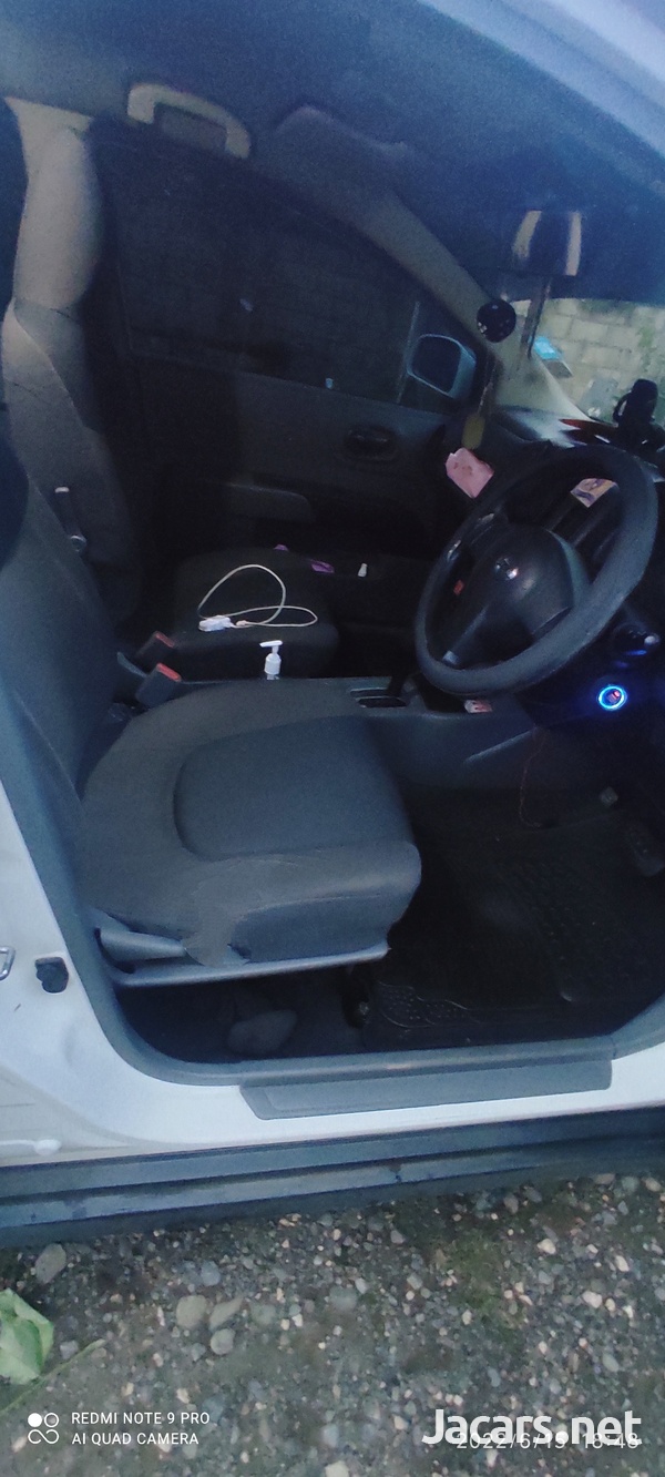Nissan AD Wagon 1,5L 2014-16
