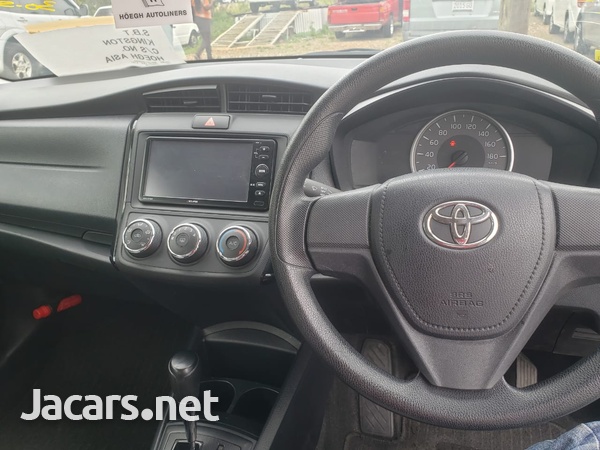 Toyota Axio 1,5L 2017-5