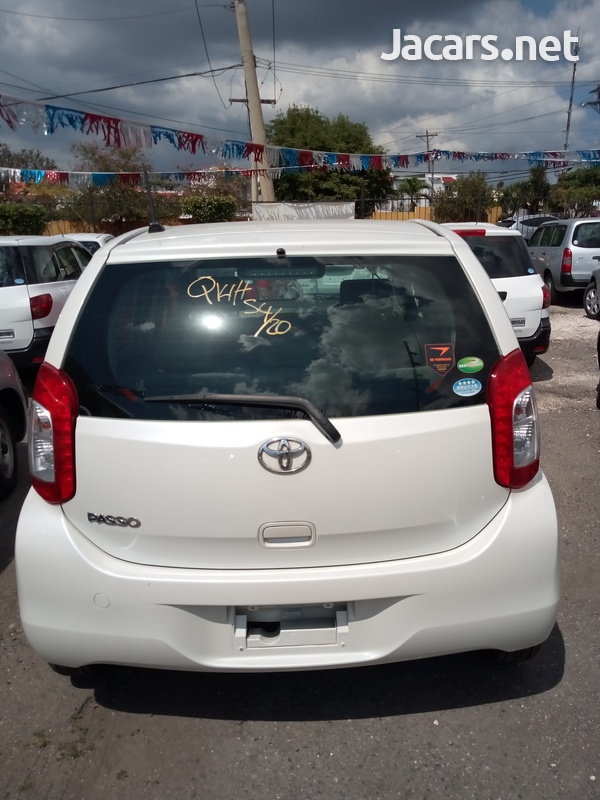 Toyota Passo 1,2L 2014-2