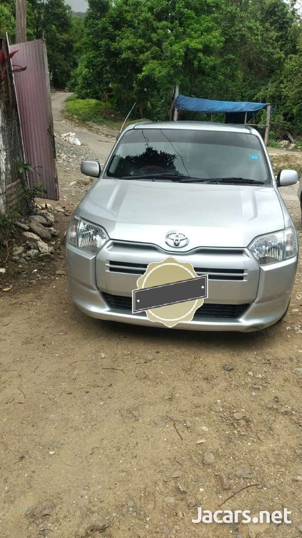 Toyota Probox 1,5L 2016-1