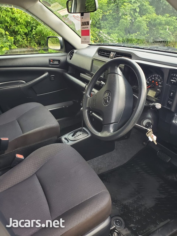 Toyota Probox 1,5L 2016-10