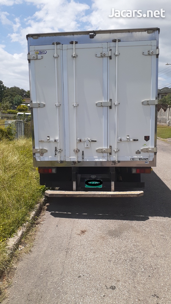 2014 Mitsubishi Fuso Freezer Truck-2