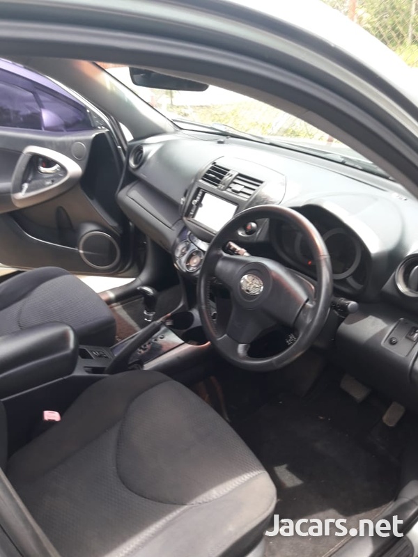 Toyota RAV4 2,0L 2007-8