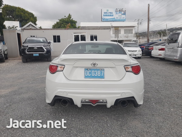 Toyota GT86 2,0L 2015-7