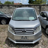 Honda Stepwgn 2,0L 2013 Honda Stepwgn 2,0L 2013