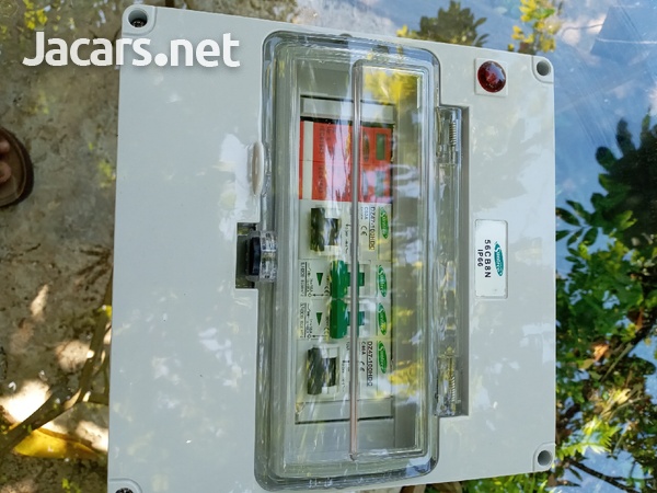 Combiner box, for solar systems.-4