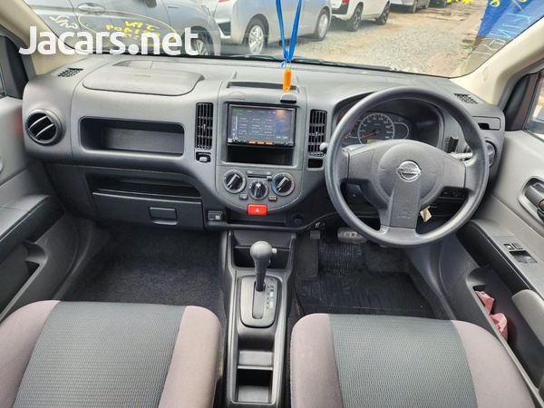 Nissan AD Wagon 1,5L 2017-6