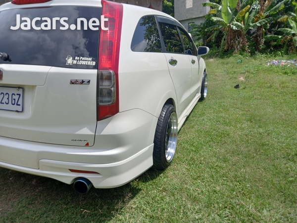 Honda Stream 2,0L 2009-2