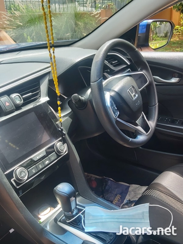 Honda Civic 1,8L 2016-10