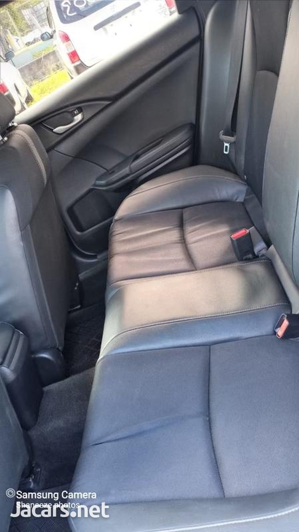 Honda Civic 2,0L 2019-9