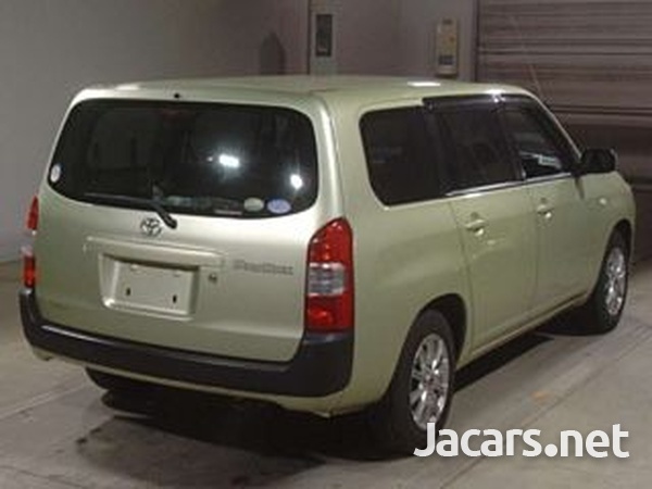 Toyota Probox 1,5L 2016-6