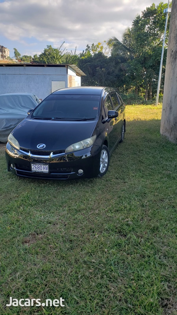 Toyota Wish 1,8L 2010-1