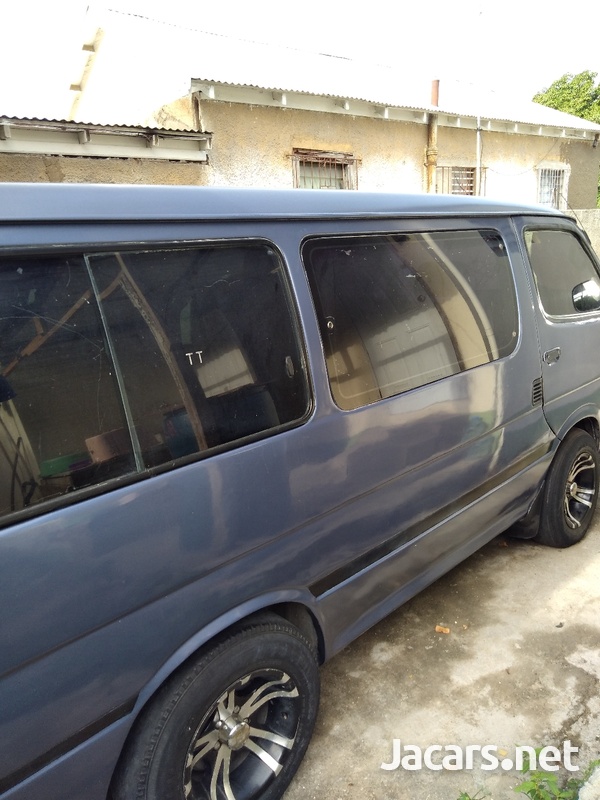 1990 Toyota Haice-2