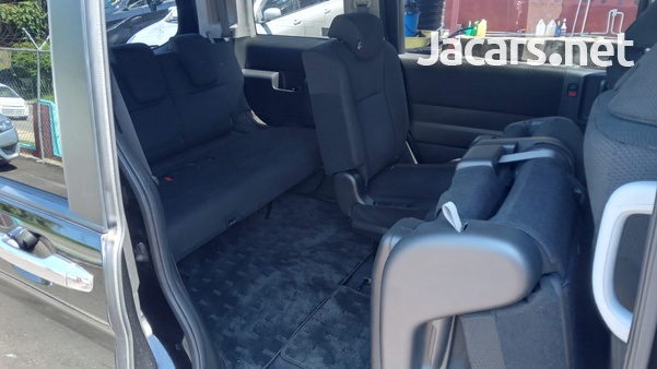Honda Stepwgn Spada 2,0L 2013-13