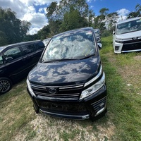 Toyota Voxy 2,0L 2015 Toyota Voxy 2,0L 2015