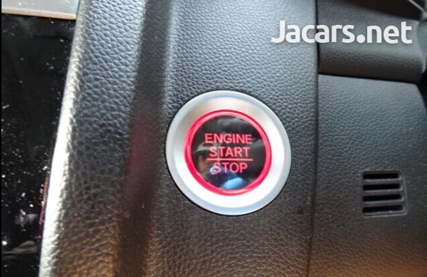 Honda Fit 1,4L 2017-10