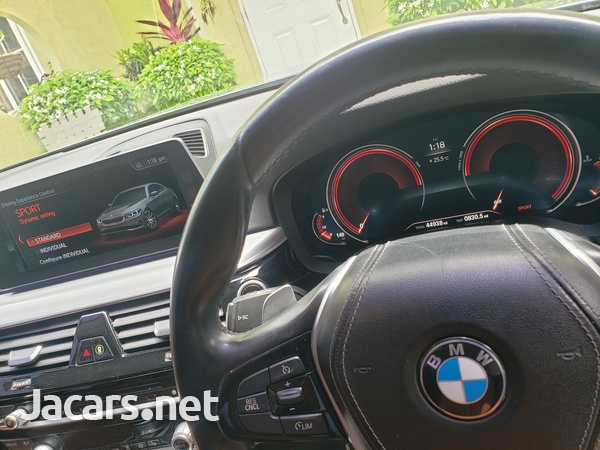 BMW 5-Series 2,0L 2017-5