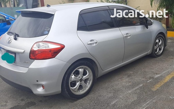 Toyota AURIS 1,0L 2010-1