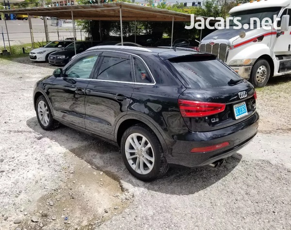 Audi Q3 2,0L 2013-12