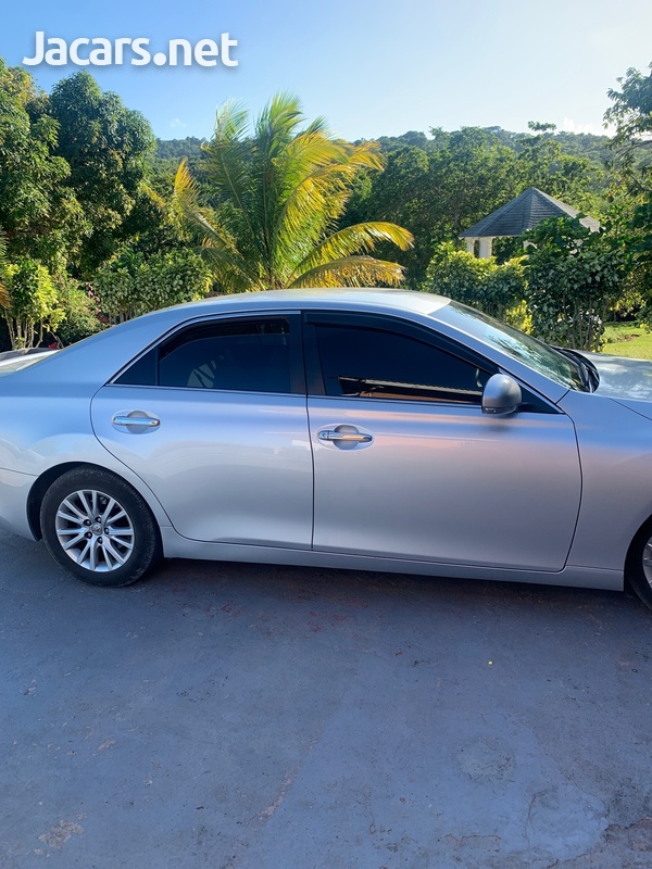 Toyota Mark X 2,5L 2013-1