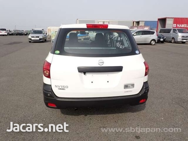 Nissan AD Wagon 1,5L 2017-9