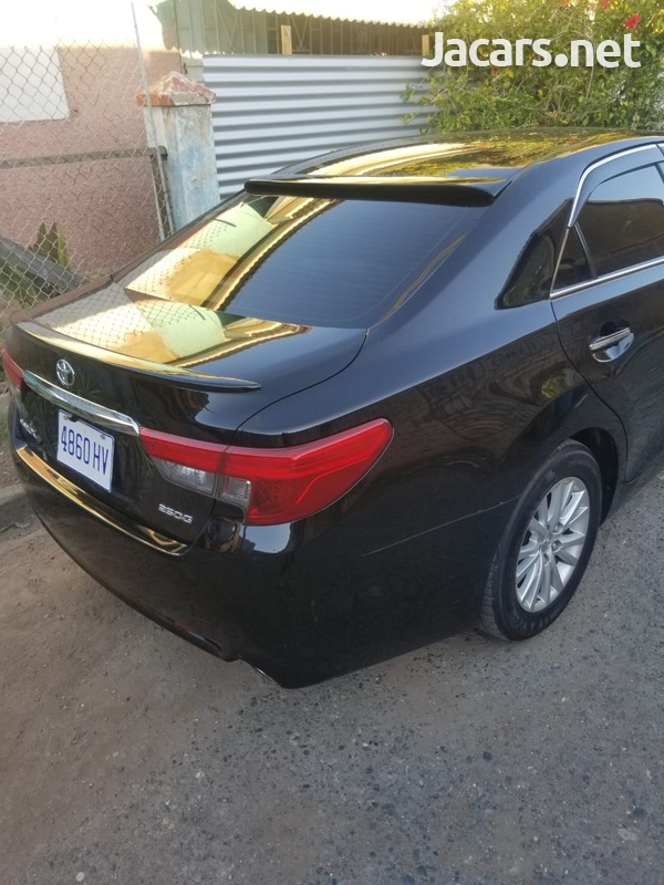 Toyota Mark X 2,5L 2015-4