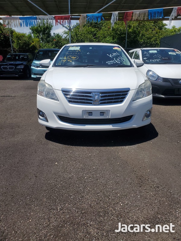 Toyota Premio 2,0L 2014-1