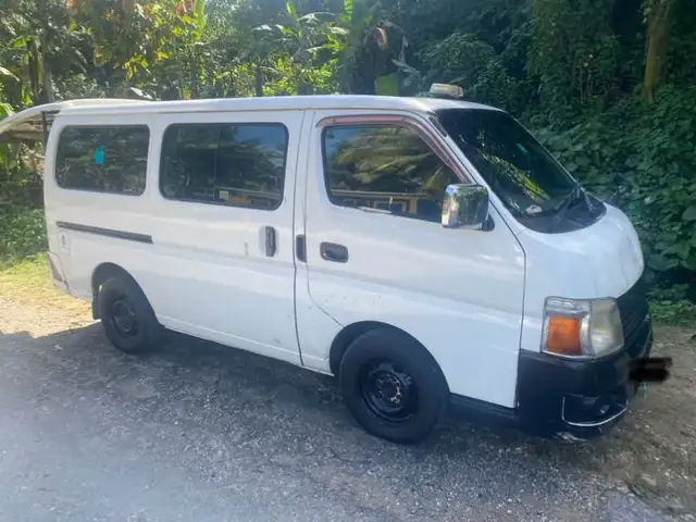 2006 Nissan Caravan, Saint Catherine