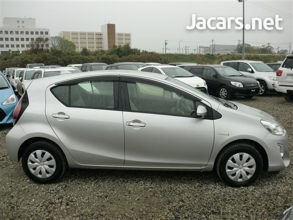 Toyota Aqua 1,5L 2017-2
