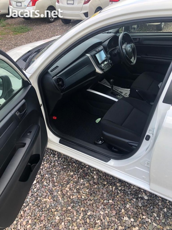 Toyota Fielder 1,5L 2016-9