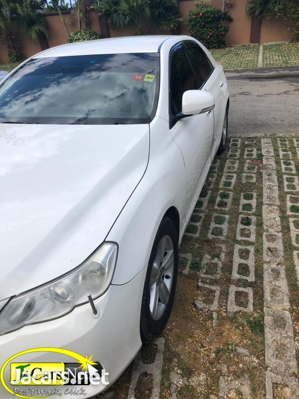 Toyota Mark X 2010-2