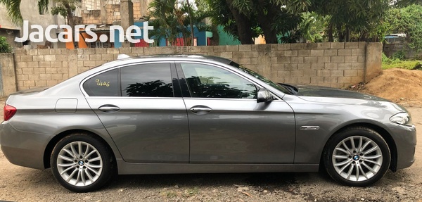 BMW 5-Series 2,0L 2016-8
