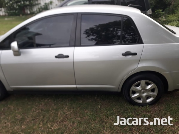 Nissan Tiida 1,5L 2012