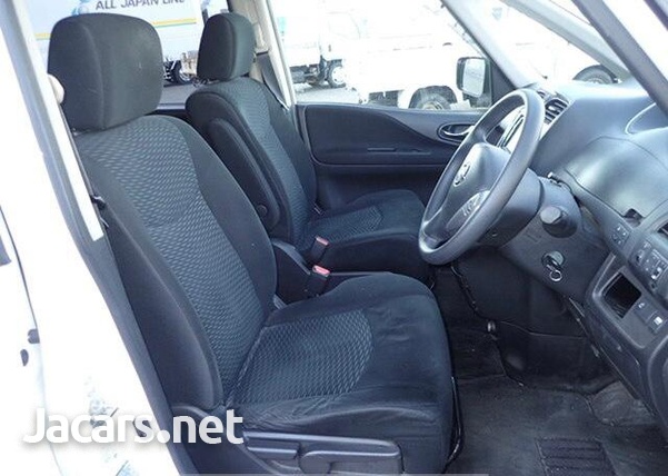 Nissan Serena 2,0L 2013