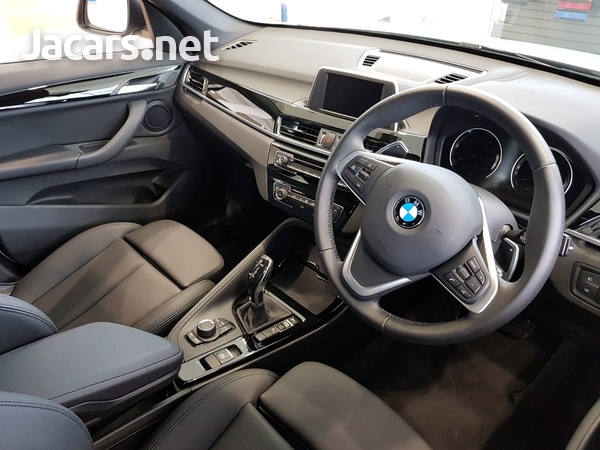 BMW X1 1,9L 2019-8