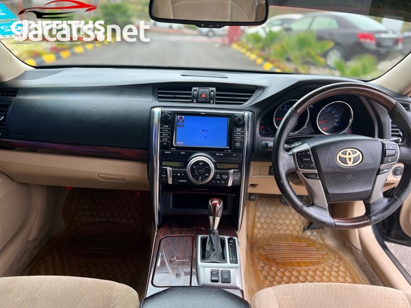 Toyota Mark X 3,5L 2012-4