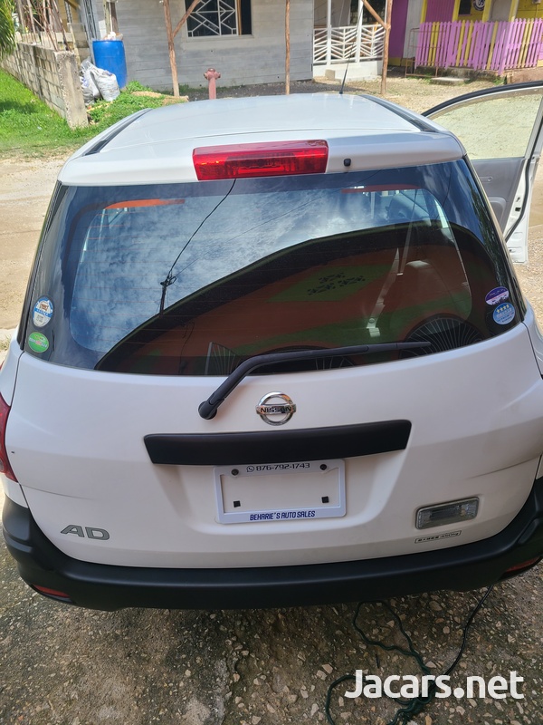 Nissan AD Wagon 1,5L 2016-8