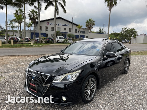 Toyota Crown 2,5L 2014-1