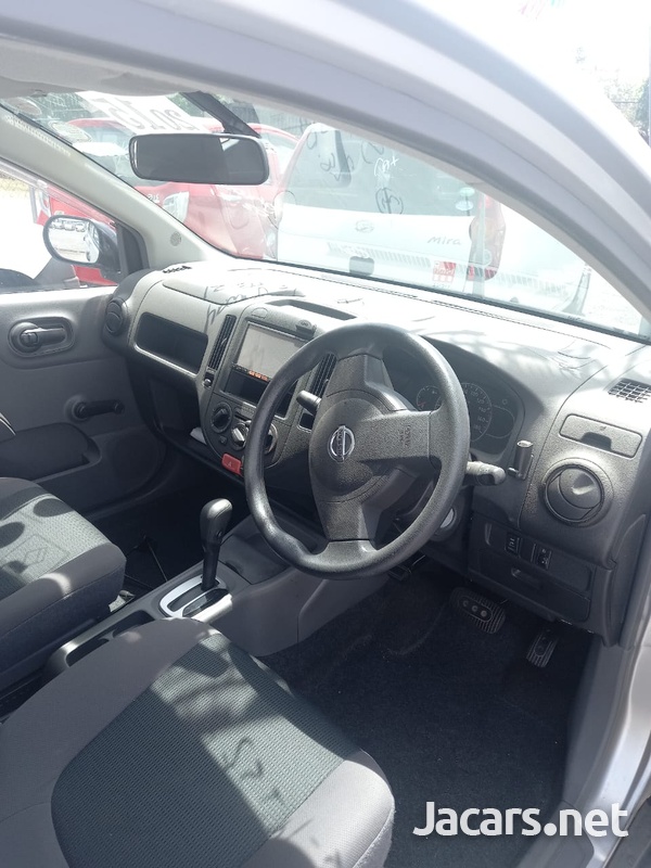 Nissan AD Wagon 1,5L 2015-5
