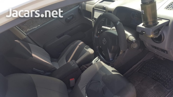 Nissan AD Wagon 1,7L 2013-8