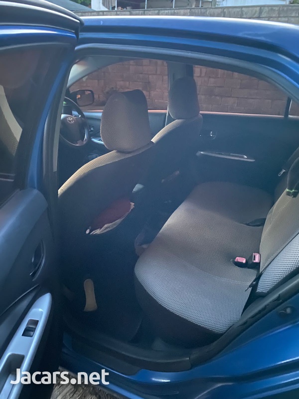 Toyota Yaris 1,5L 2012-8