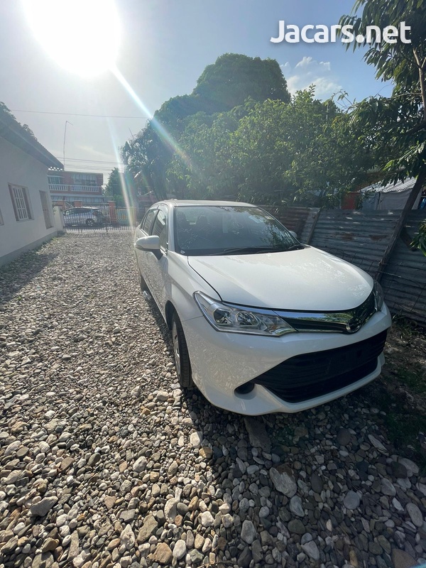 Toyota Axio 1,5L 2016-1