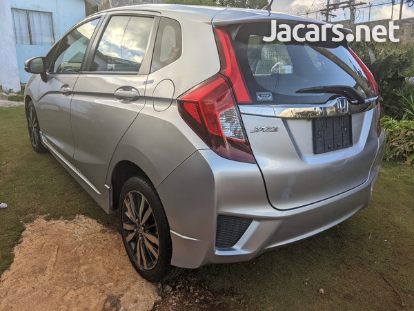 Honda Fit 1,4L 2016-10