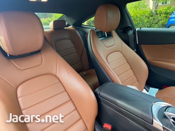 Mercedes-Benz C-Class 2,0L 2019-6