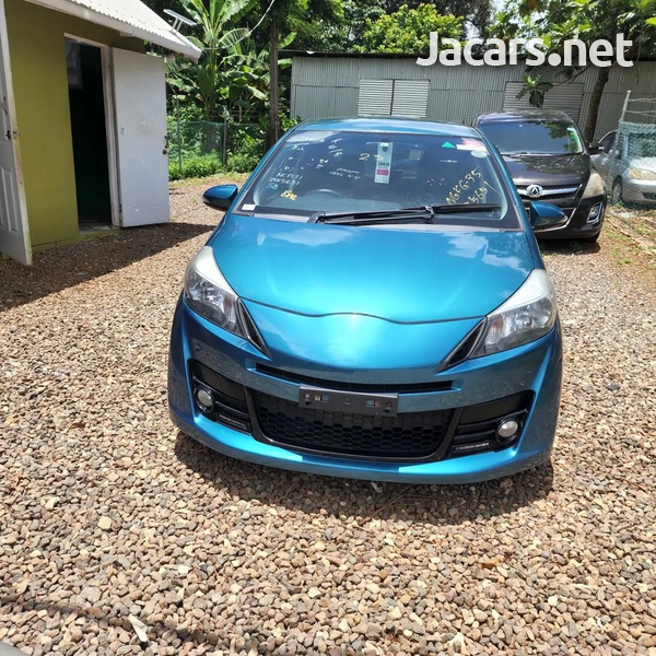 Toyota Vitz 1,5L 2013-5