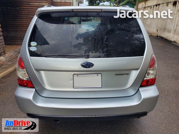 Subaru Forester 2,0L 2006-5