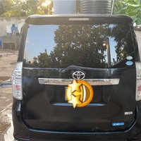 Toyota Voxy 2,0L 2011 Toyota Voxy 2,0L 2011