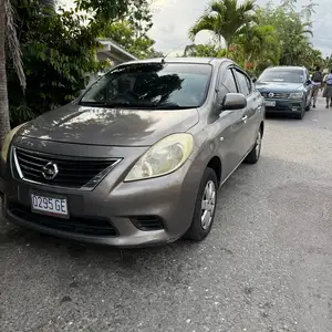 Nissan Latio
