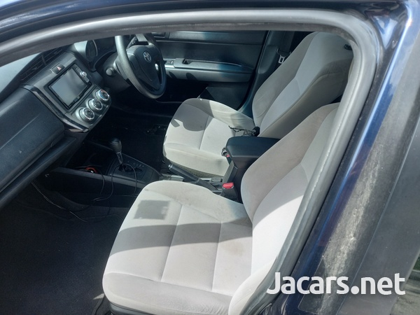 Toyota Axio 1,5L 2016-3