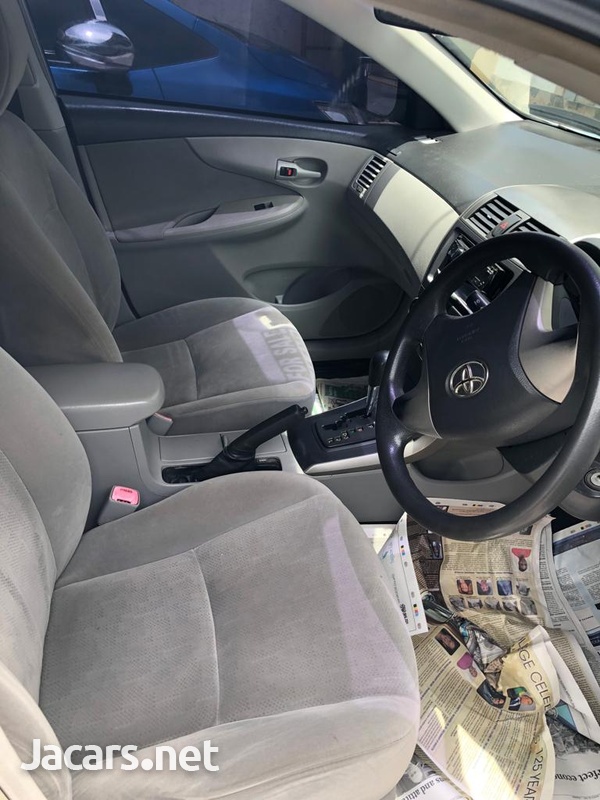 Toyota Corolla 1,5L 2011-8